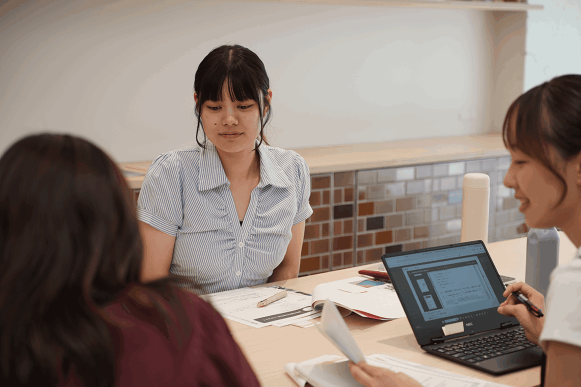 新入社員がつくる会社案内#01